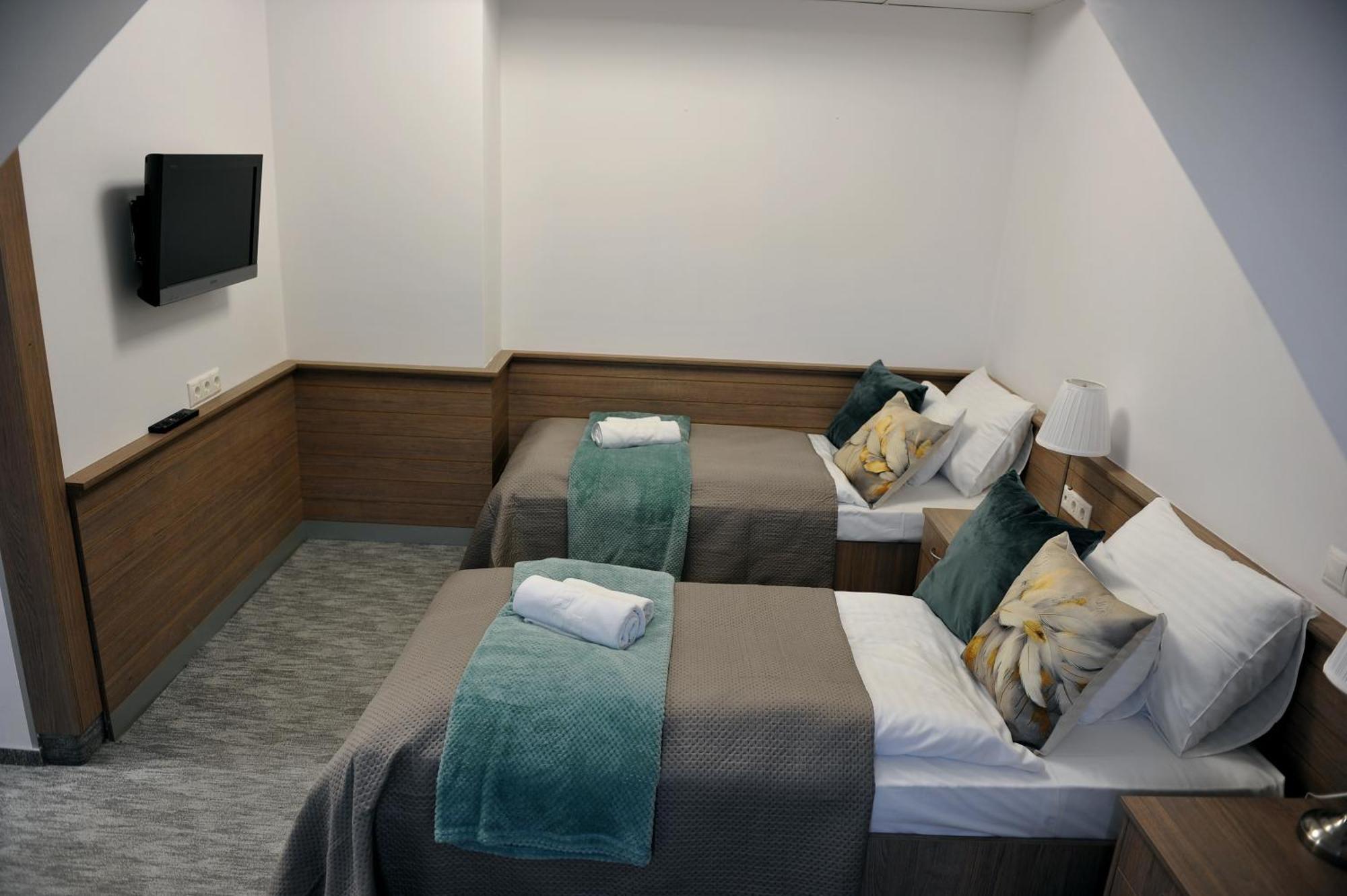 Hotel Harom Gunar Kecskemét Zewnętrze zdjęcie