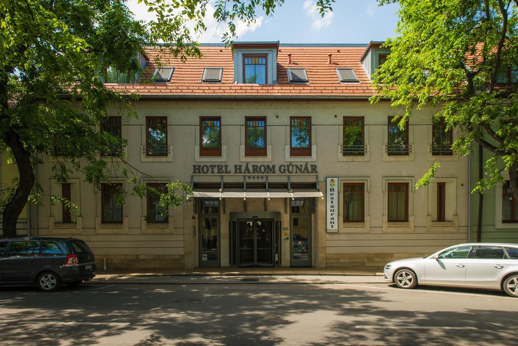 Hotel Harom Gunar Kecskemét Zewnętrze zdjęcie